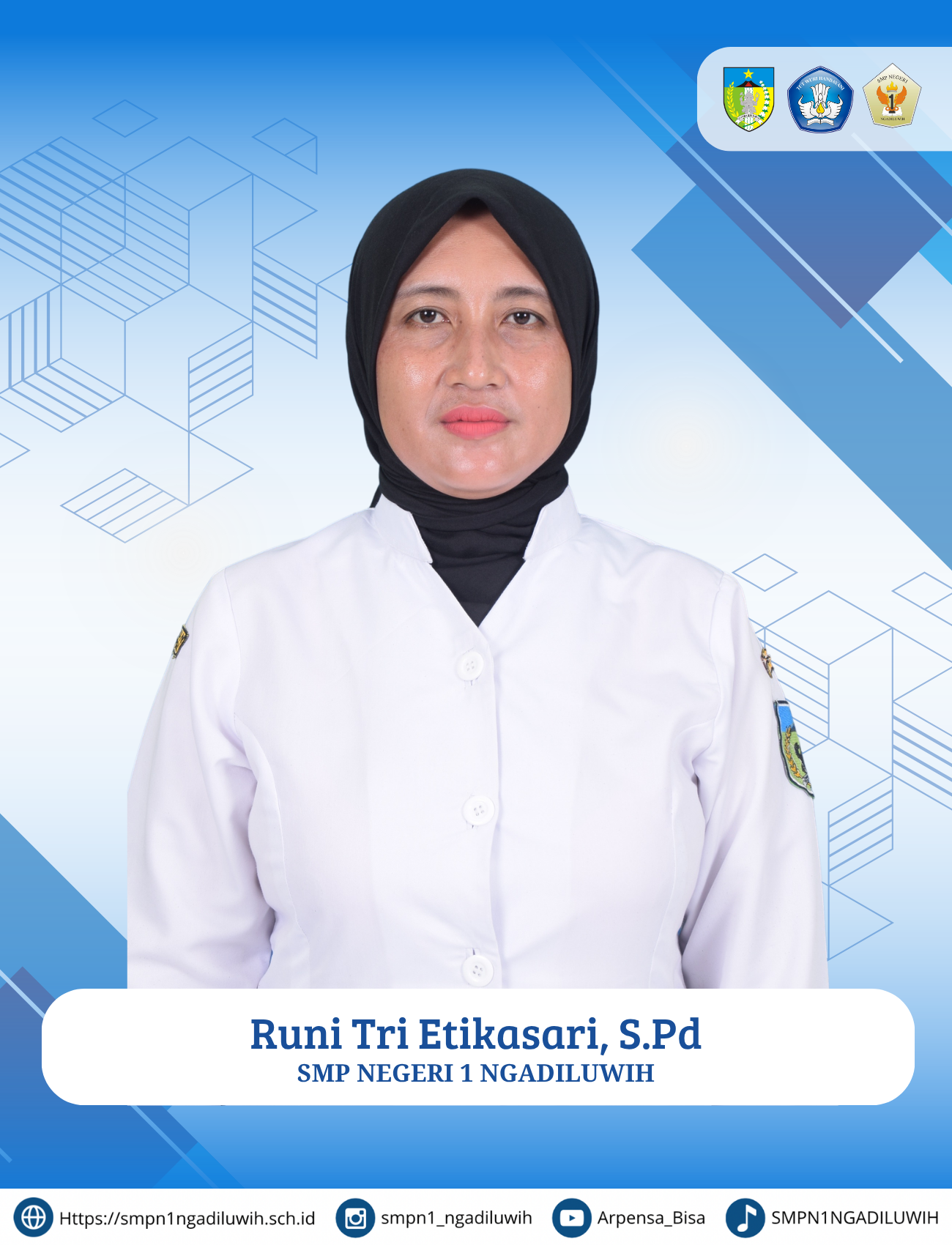 RUNI TRI ETIKASARI, S.Pd
